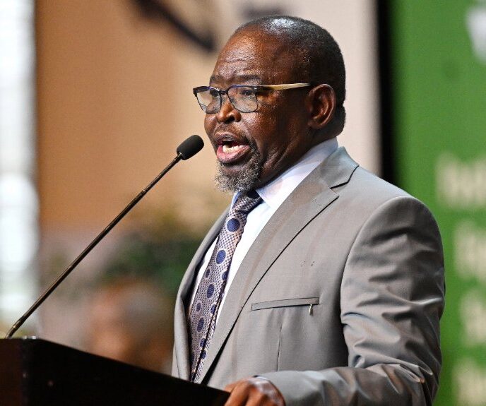 0001203524_resized_enochgodongwana210520251022